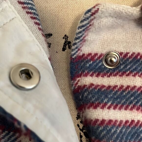 Joie Plaid Snap Button Shacket Contemporary Casual Comfy Feminine Boho - Picture 7 of 9